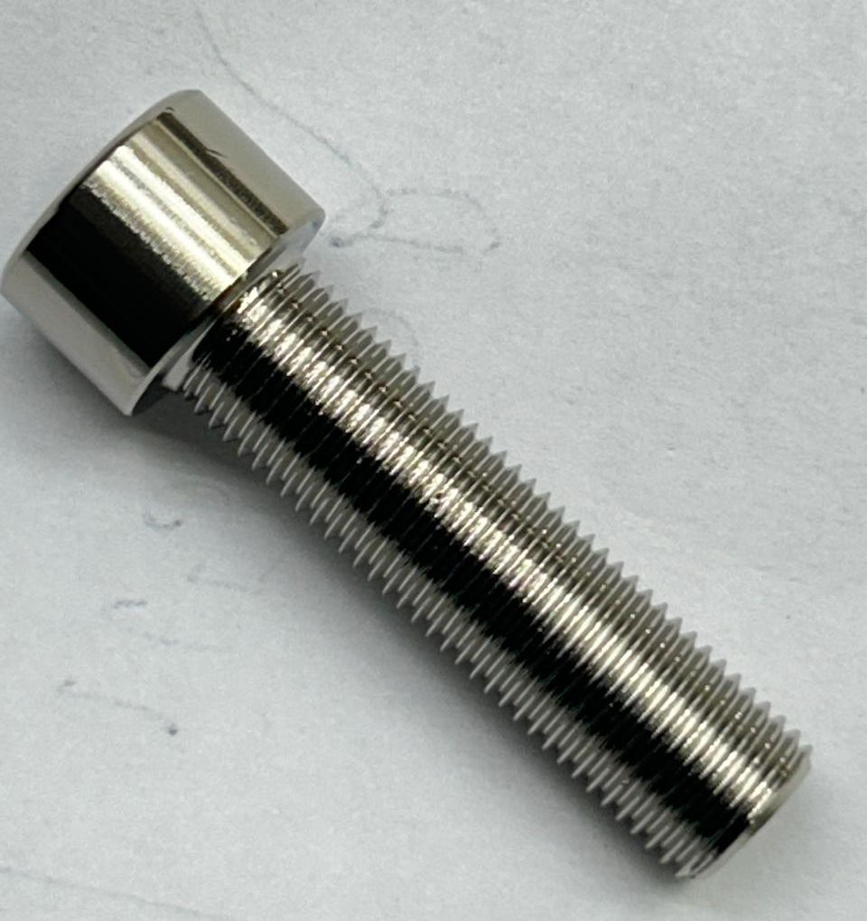 Socket head screw